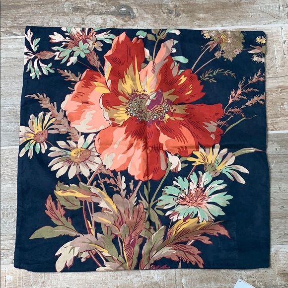 Pottery Barn Other - Pottery barn blue flower pillow cover